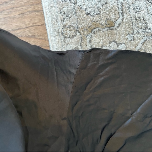 Lauren Ashley Black Satin Cowl Bodice Gown with Slit, Size 2 - Picture 12 of 13